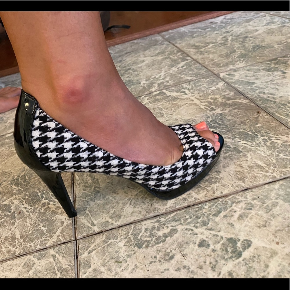 Rampage houndstooth heel